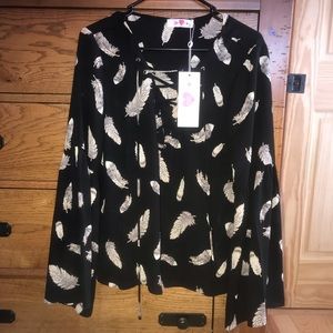 ✨NWT Buddylove flowy Top 🖤❣️